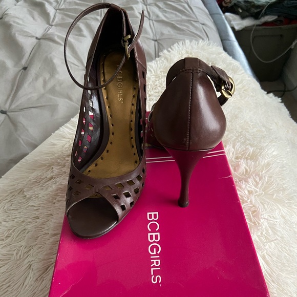 Leather heels - Picture 4 of 6